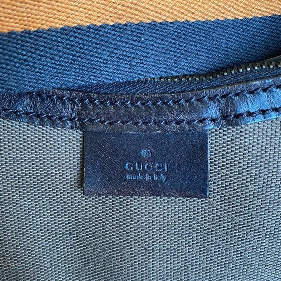 {Gucci} Crescent Shoulder Bag - Picture 3 of 9